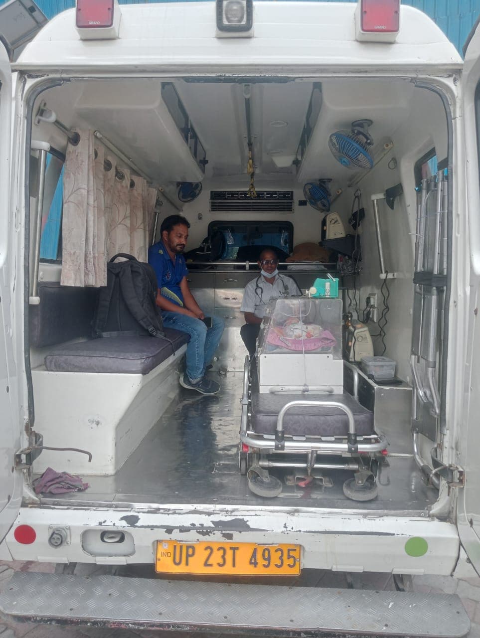 Premature Baby Shifted in ICU Ambulance From Dwarka to Kalawati Hospital in Karol Bagh
