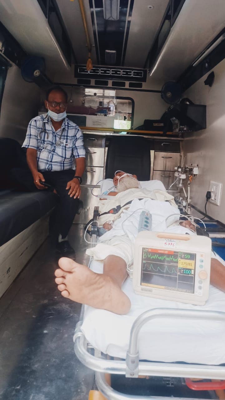ICU Ambulance From Kalra Hospital, Moti Nagar to Ram Manohar Lohia Hospital, Delhi
