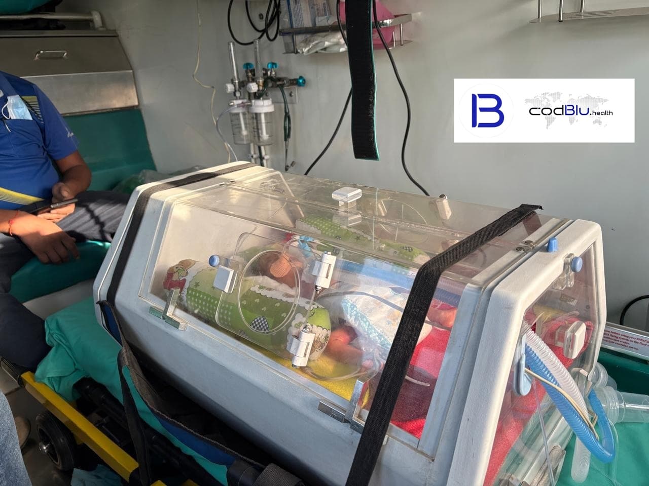 Paediatric Ambulance From Agra To Delhi